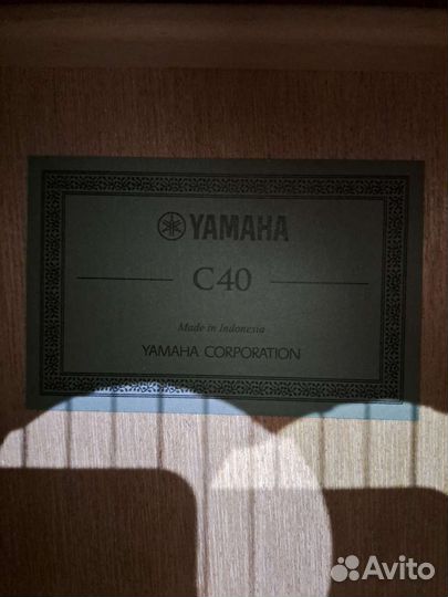 Гитара Yamaha C40 классическая + чехол