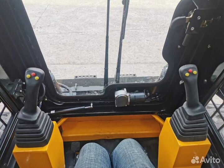 Мини-погрузчик Zauberg M950, 2023