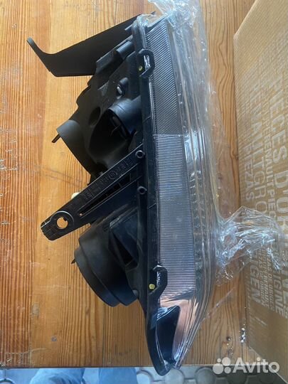 Фара правая Nissan Terrano 3 D10