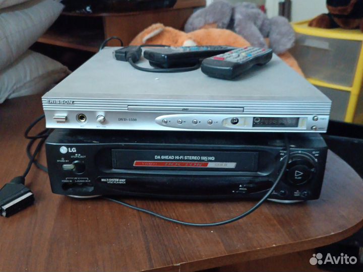 Видеомагнитофон