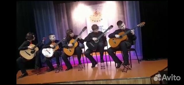 Преподаватель по классу гитары