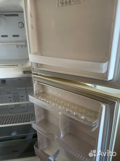 Холодильник бу Samsung