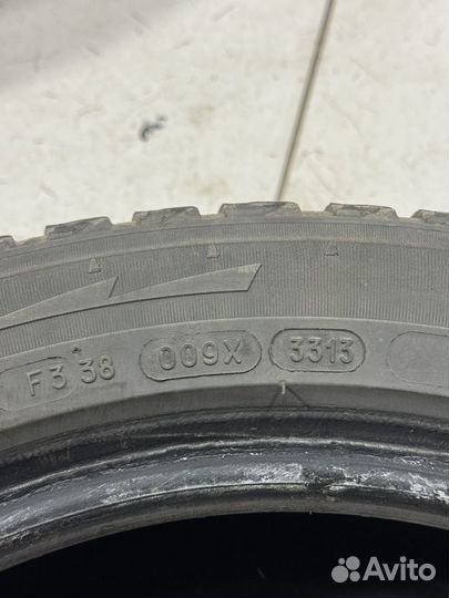 Michelin X-Ice North XIN2 215/50 R17 95T