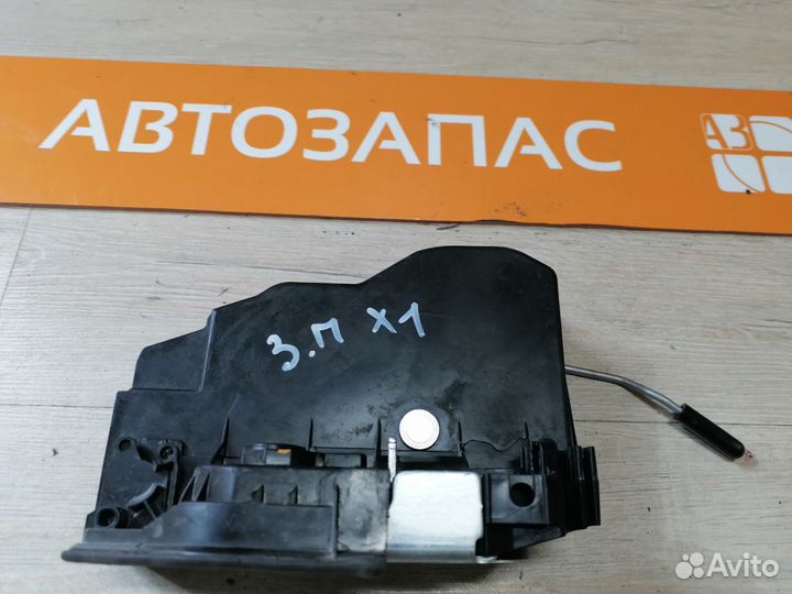 Замок двери задний BMW X 1 E 84 бмв X1