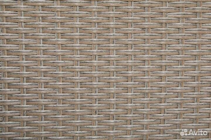 Комплект мебели из ротанга с диваном