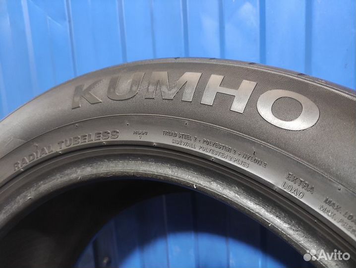 Kumho Ecsta HS51 225/55 R17