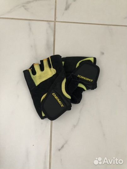 Перчатки для спорта
