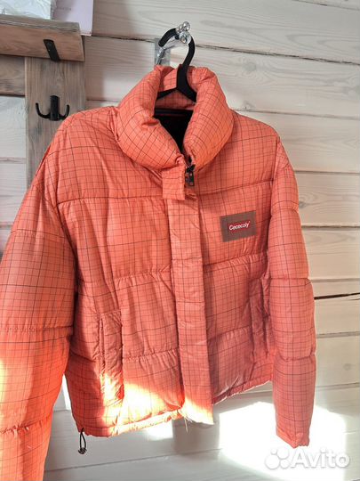 Пуховик женский короткий