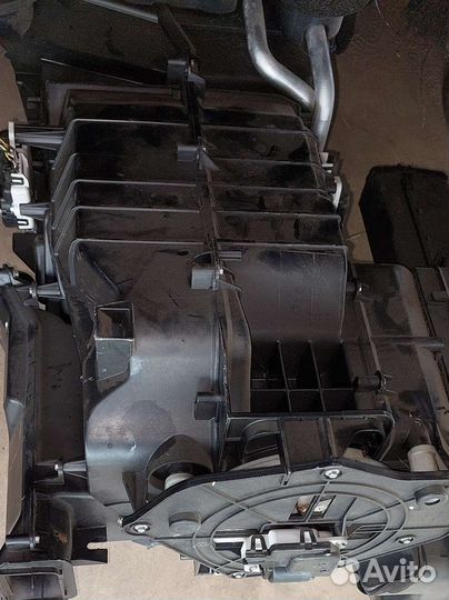 Отопитель в сборе Nissan Pathfinder r51