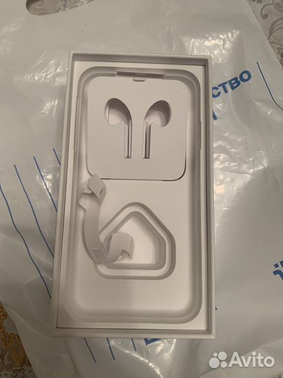 Коробка от iPhone xr 128 желтый и пакет