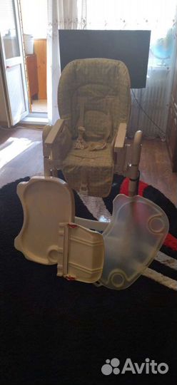Детское кресло для кормления