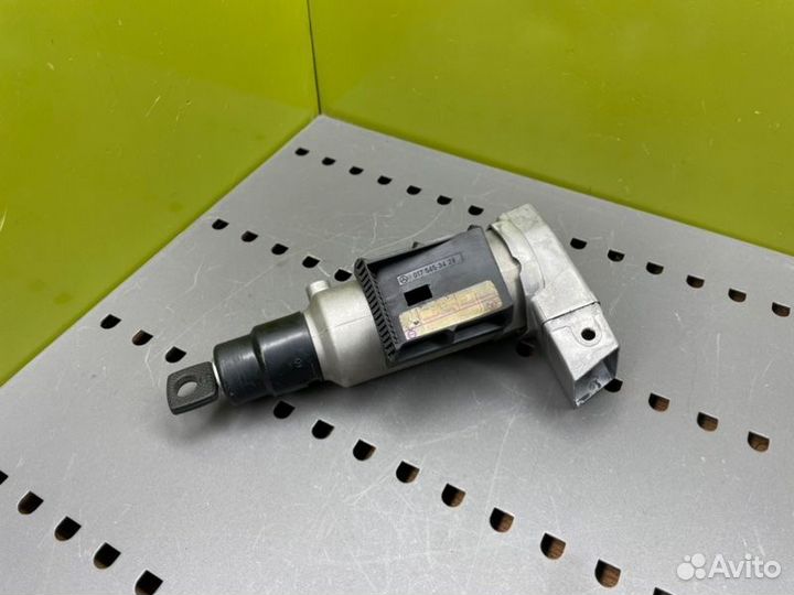 Замок зажигания Mercedes-Benz S-Class W140