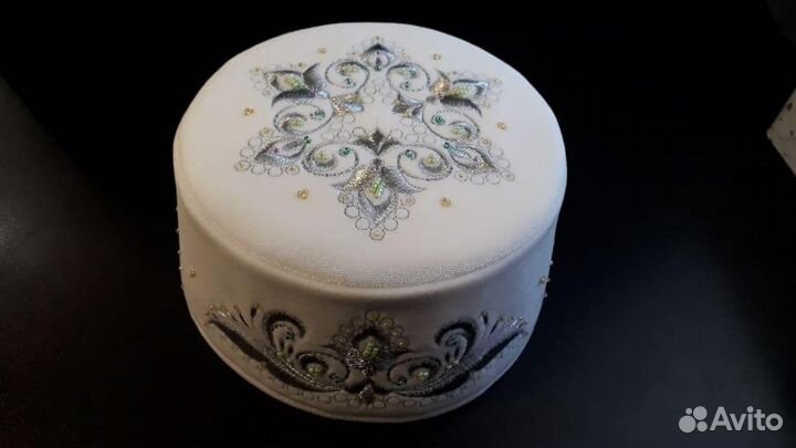 Тюбетейка белая