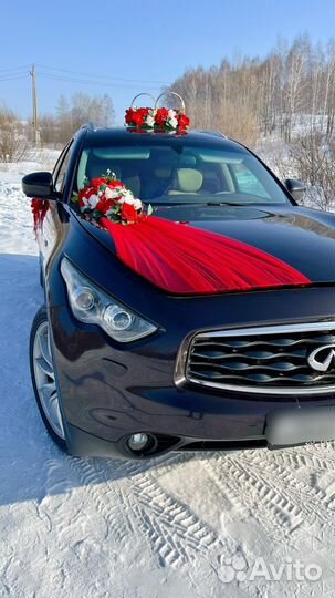 Свадебные украшения на машину