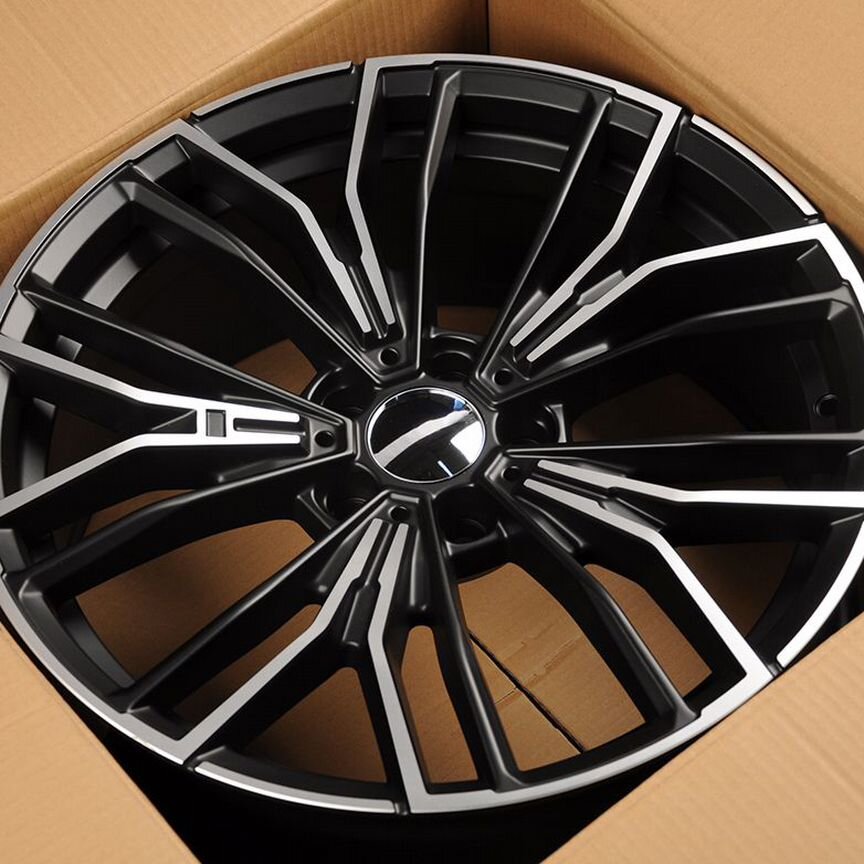 Диски на BMW-3 (G), BMW-5 (G), BMW-7 (G), BMW X4 (G) Powcan BK5964 8x19/5x112 D66.6 ET25 msdb литой