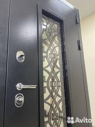 Входная дверь камила