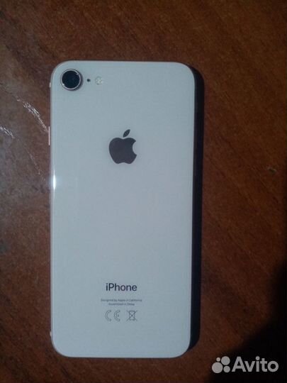 Телефон iPhone 8 64 gb