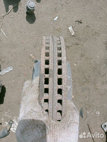 Диск тормозной передний Hyundai Avante elantra MD