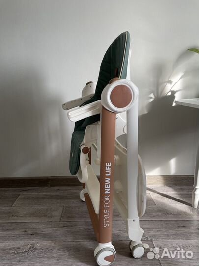 Стул для кормления Happy Baby