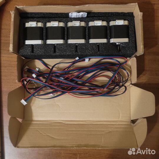 Шаговый двигатель nema 17