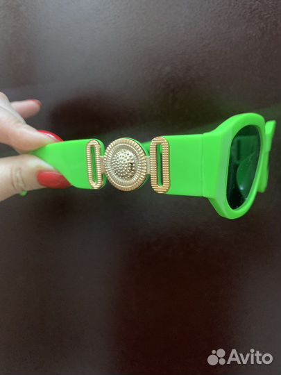 Солнцезащитные очки