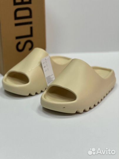 Сланцы Adidas Yeezy Slide