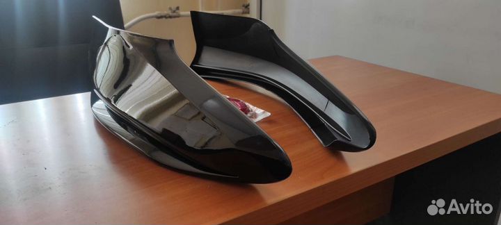 Накладки переднего бампера Toyota Camry V70