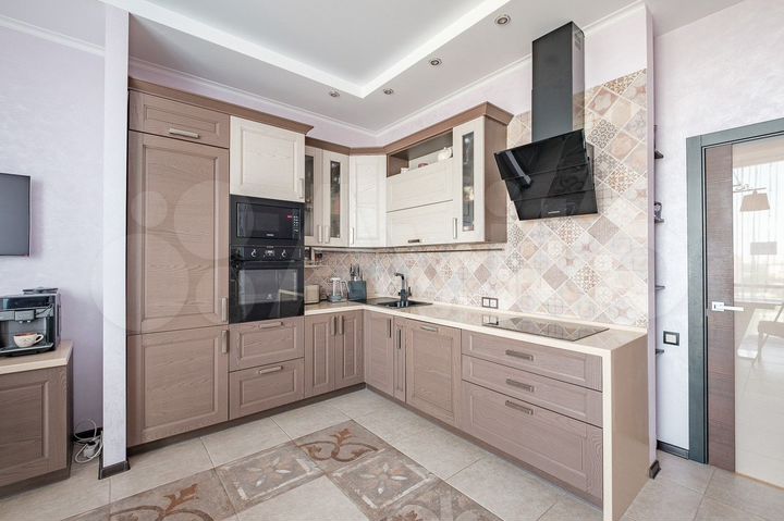 3-к. квартира, 97 м², 24/25 эт.