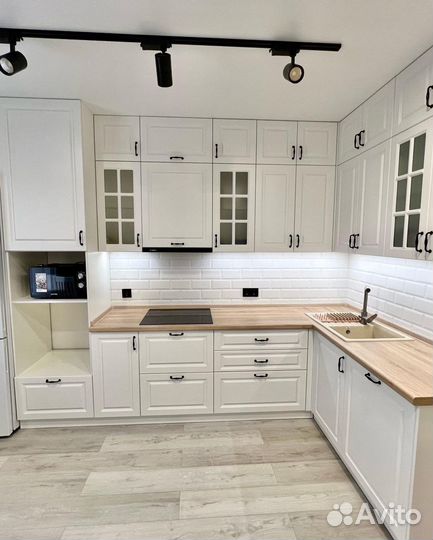 Кухня глянец. цена за всю кухню CN:019247