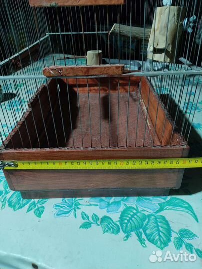 Клетка для птиц из дерева