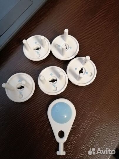Набор заглушек для розеток