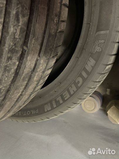 Michelin Pilot Sport 4 S Acoustic 265/45 R21