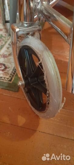 Коляска инвалидная