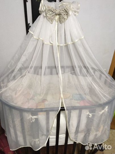 Детская кровать овальная