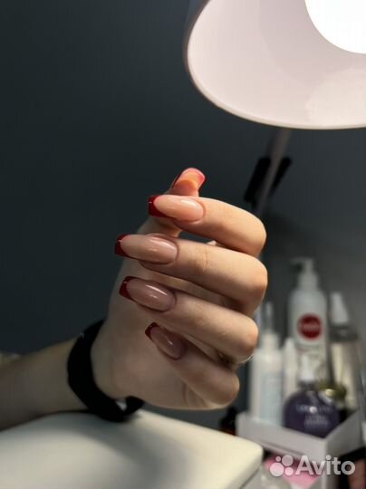 Мастер маникюра