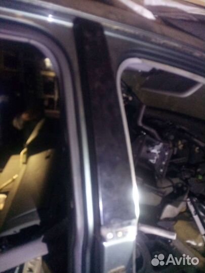 Накладка на стойку Фольксваген Туарег