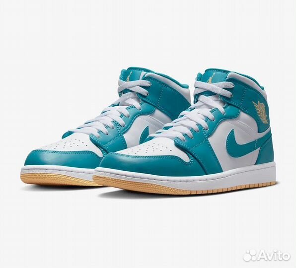 Nike air jordan 1 mid