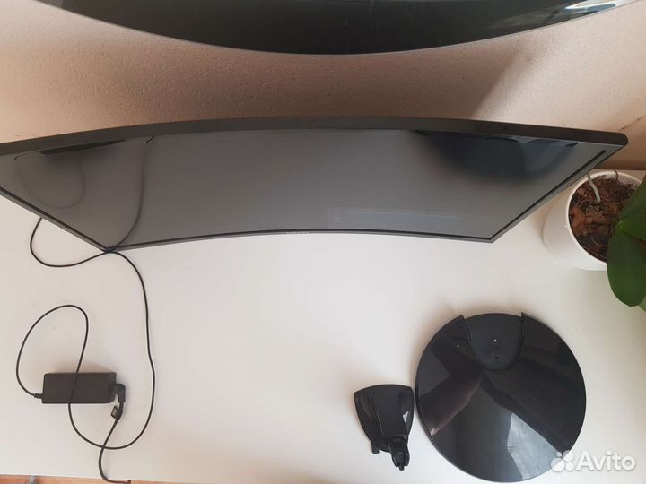 Монитор samsung 27 изогнутый