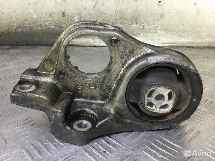 Кронштейн полуоси Citroen Berlingo 9644772380 9h02