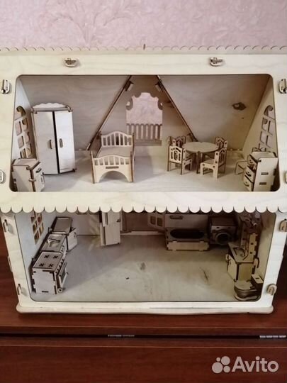 Детский деревянный домик