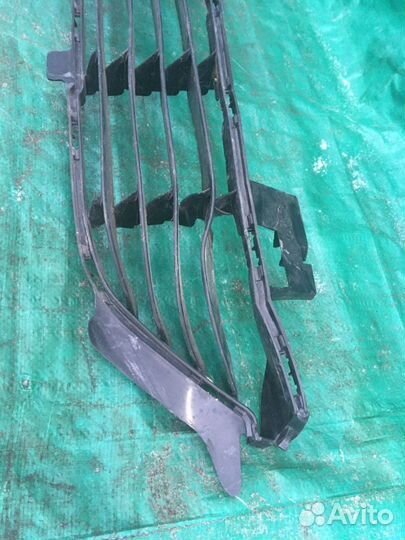 Решетка в бампер Toyota Fortuner Тойота Форчунер