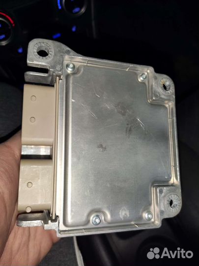 Блок управления srs airbag Solaris