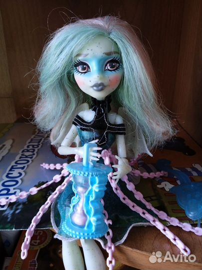 Кукла монстер хай Рошель призрачно