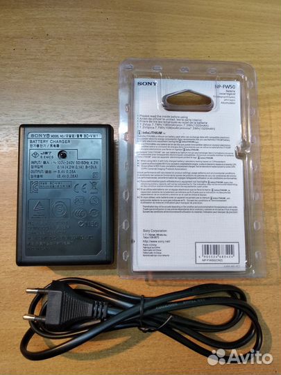 Аккумулятор Sony NP-FW50+Зарядка Sony BC-VW1