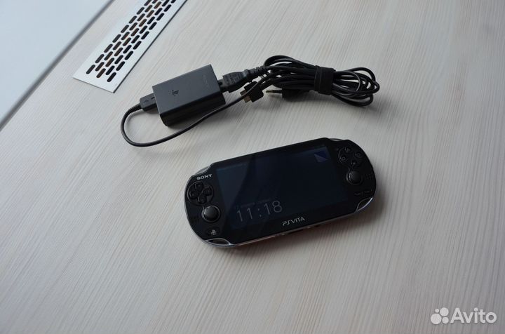 PS Vita 1004