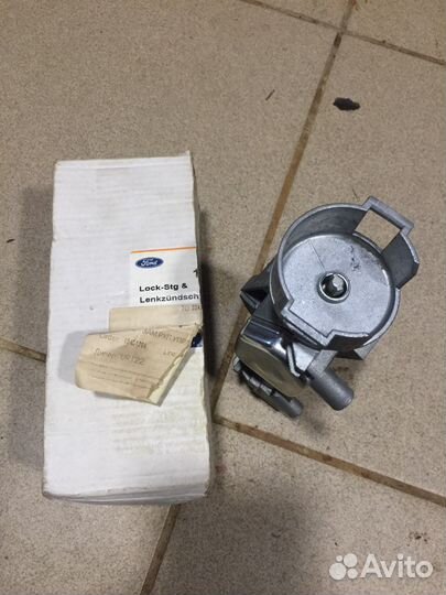 Корпус замка зажигания Ford