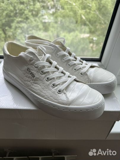 Кроссовки женские 40 размер