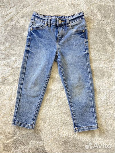 Джинсы на девочку futurino 98