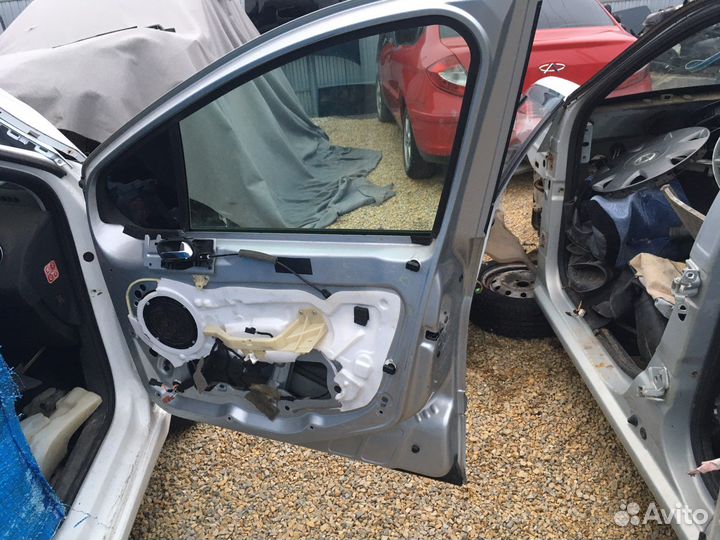 Peugeot 308 дверь передняя правая