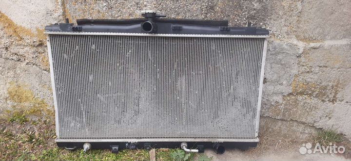 Радиатор охлаждения toyota camry